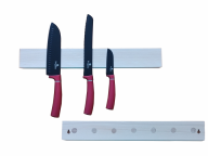 Magnetic knife rack for 5 knives