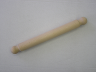Rolling pin with shaped ends